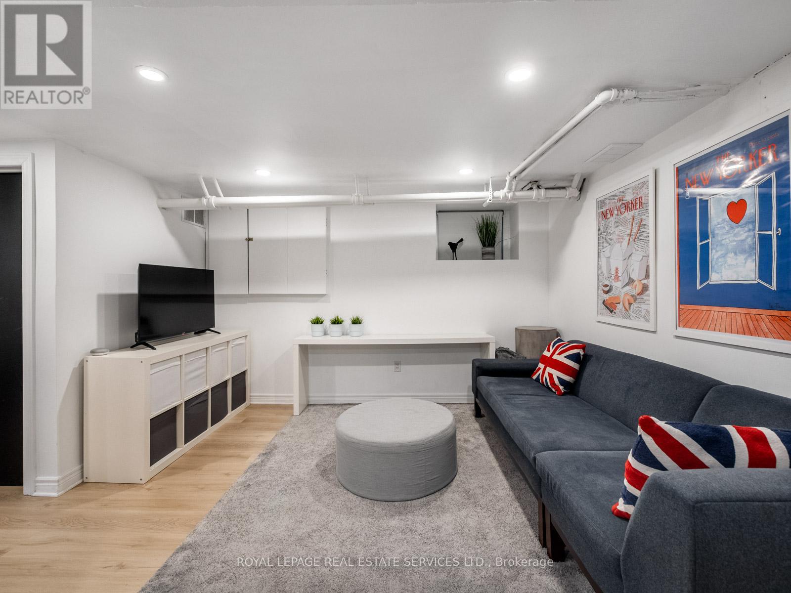 162 Medland Street, Toronto, Ontario  M6P 2N5 - Photo 41 - W12961472