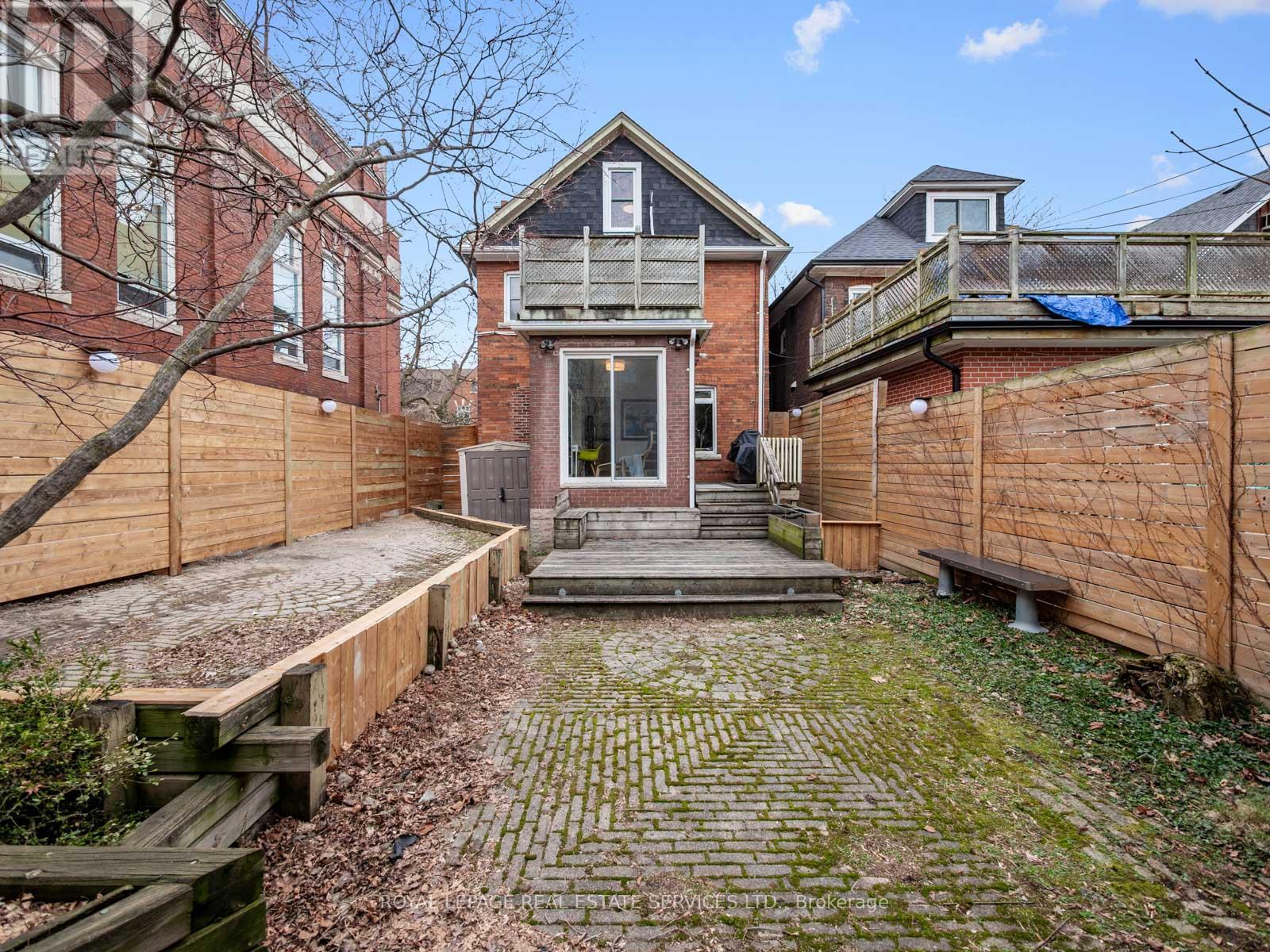 162 Medland Street, Toronto, Ontario  M6P 2N5 - Photo 48 - W12961472