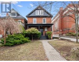 162 MEDLAND STREET, Toronto, Ontario