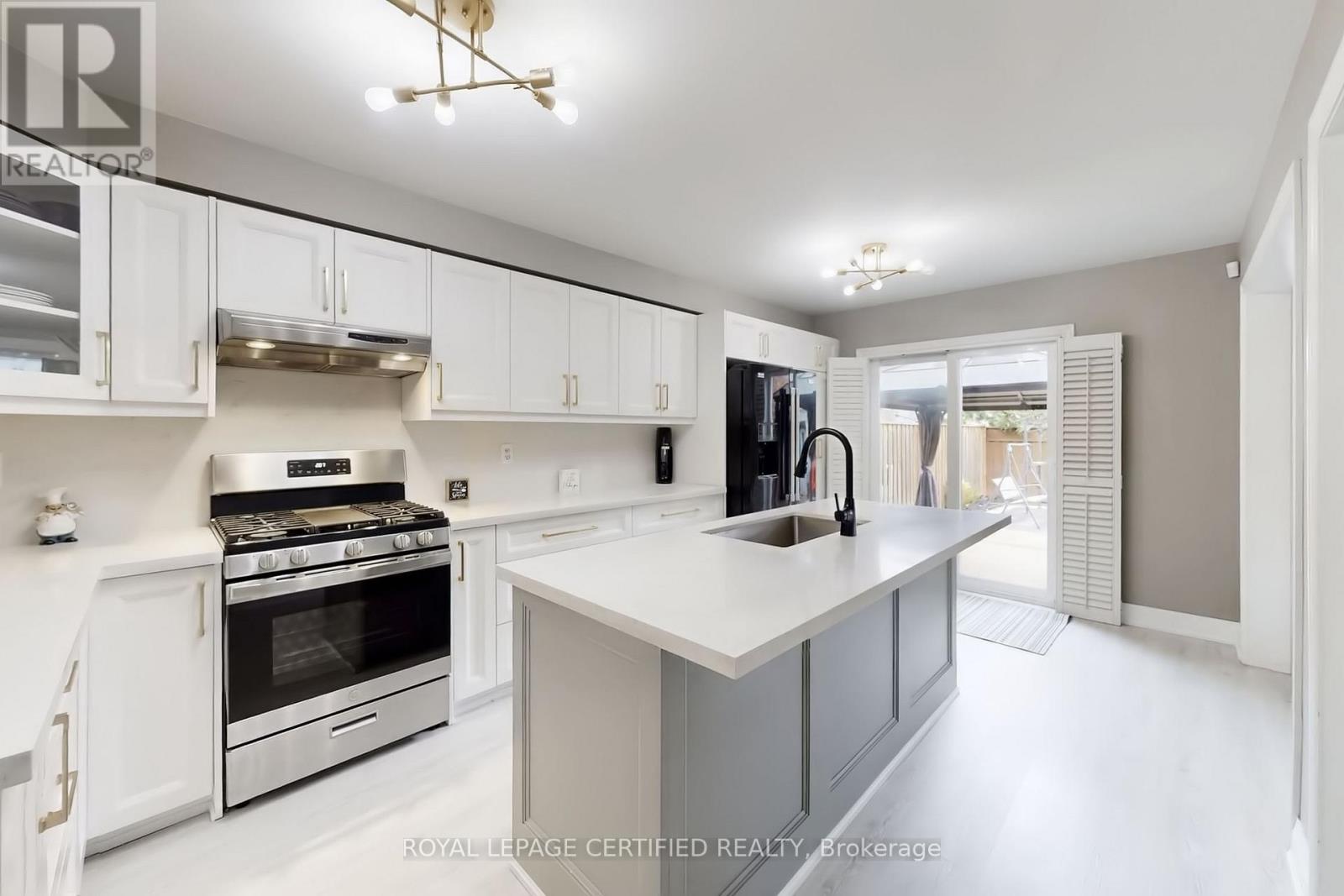 57 Humbershed Crescent, Caledon, Ontario  L7E 2X4 - Photo 9 - W12961496