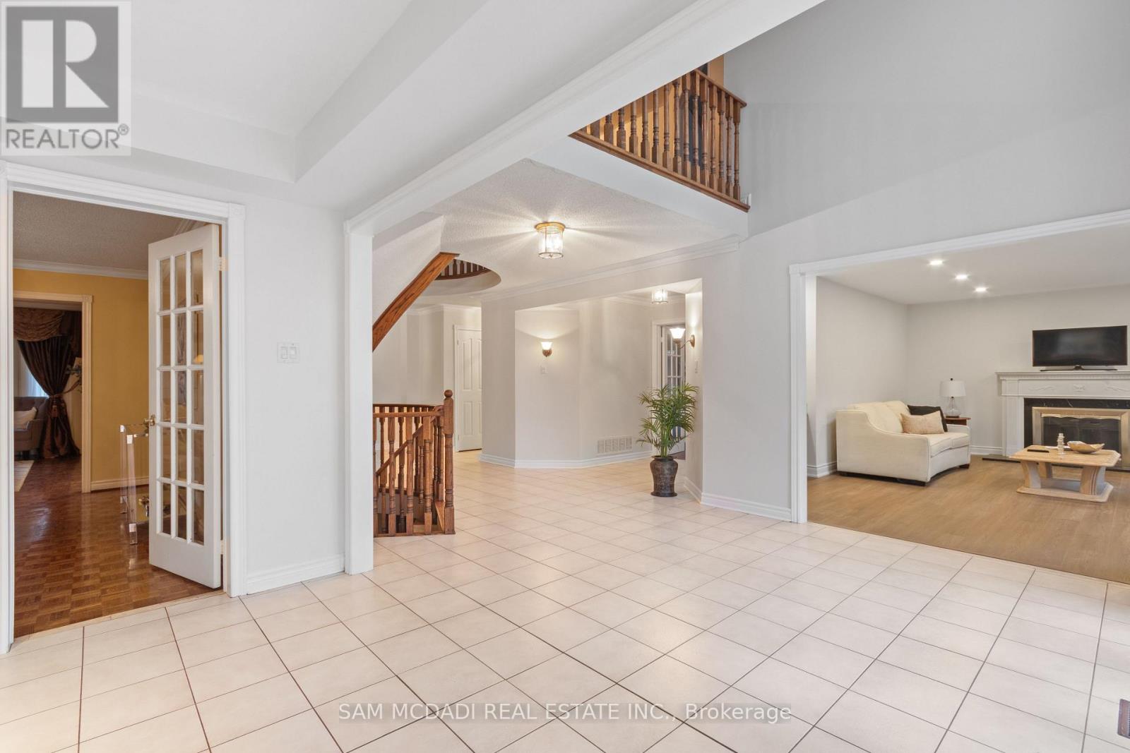 4873 Forest Hill Drive, Mississauga, Ontario  L5M 5B1 - Photo 13 - W12961502