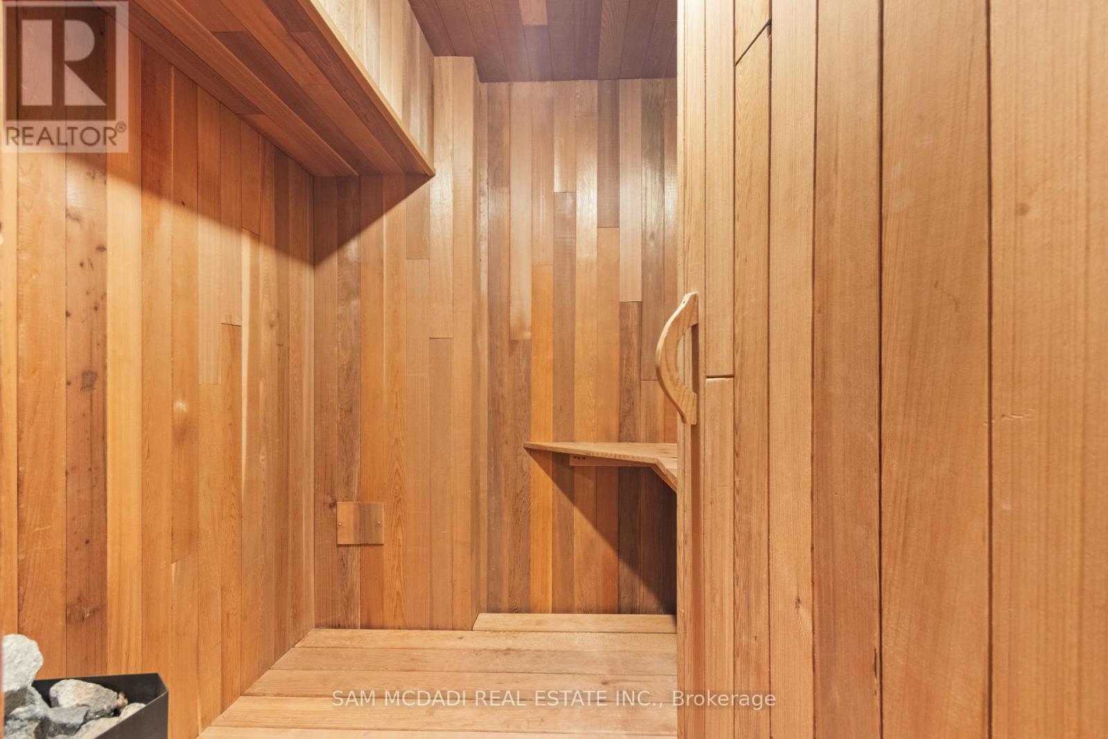 4873 Forest Hill Drive, Mississauga, Ontario  L5M 5B1 - Photo 38 - W12961502