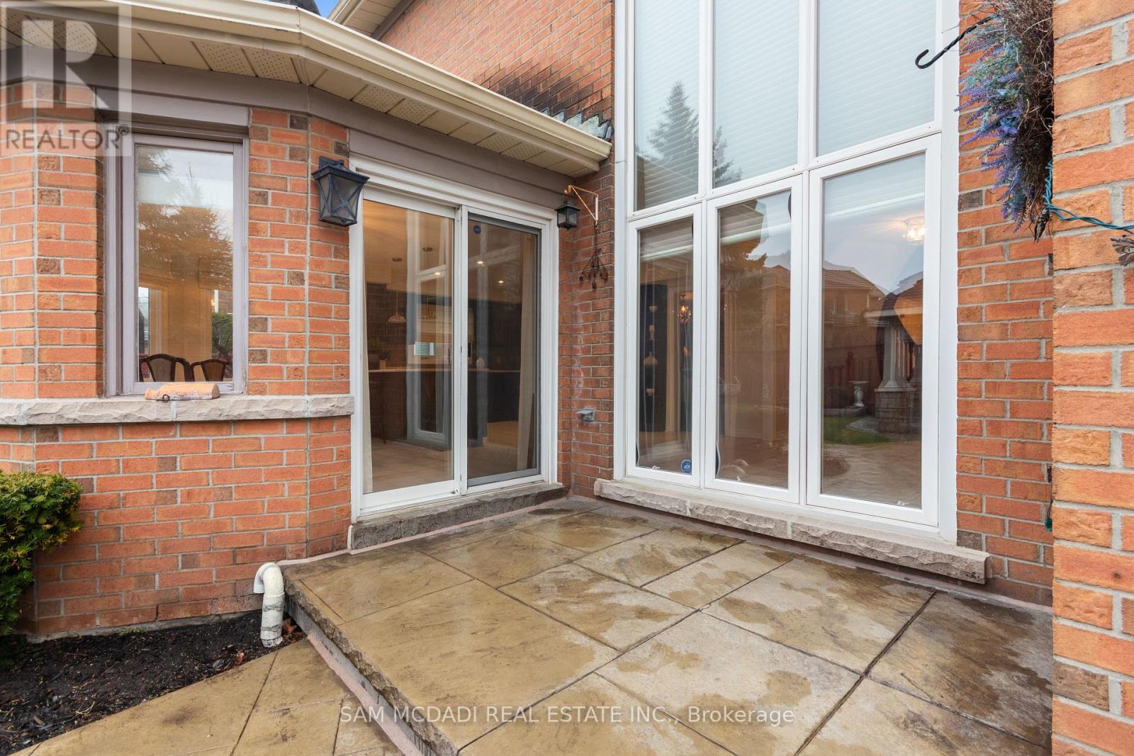 4873 Forest Hill Drive, Mississauga, Ontario  L5M 5B1 - Photo 45 - W12961502