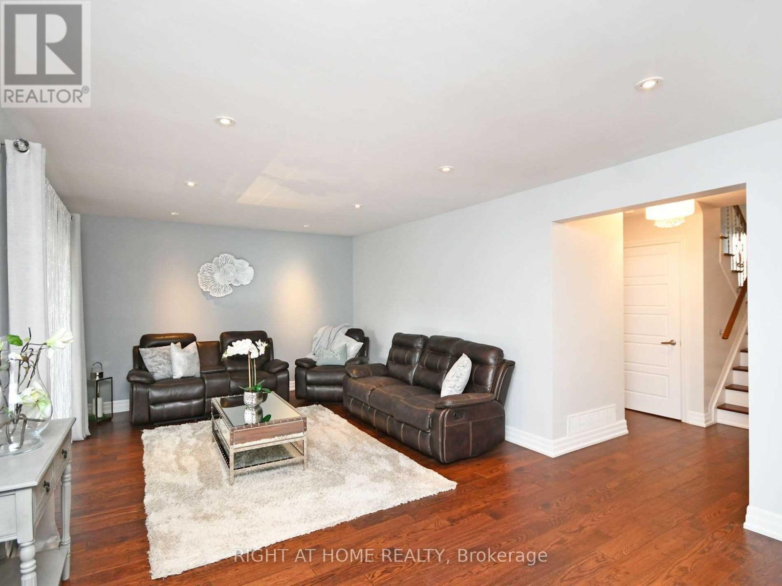 2123 Cliff Road, Mississauga, Ontario  L5A 2N6 - Photo 20 - W12961508