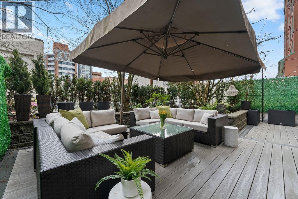 Listing Picture 20 of 31 : 213 221 UNION STREET, Vancouver / 溫哥華 - 魯藝地產 Yvonne Lu Group - MLS Medallion Club Member