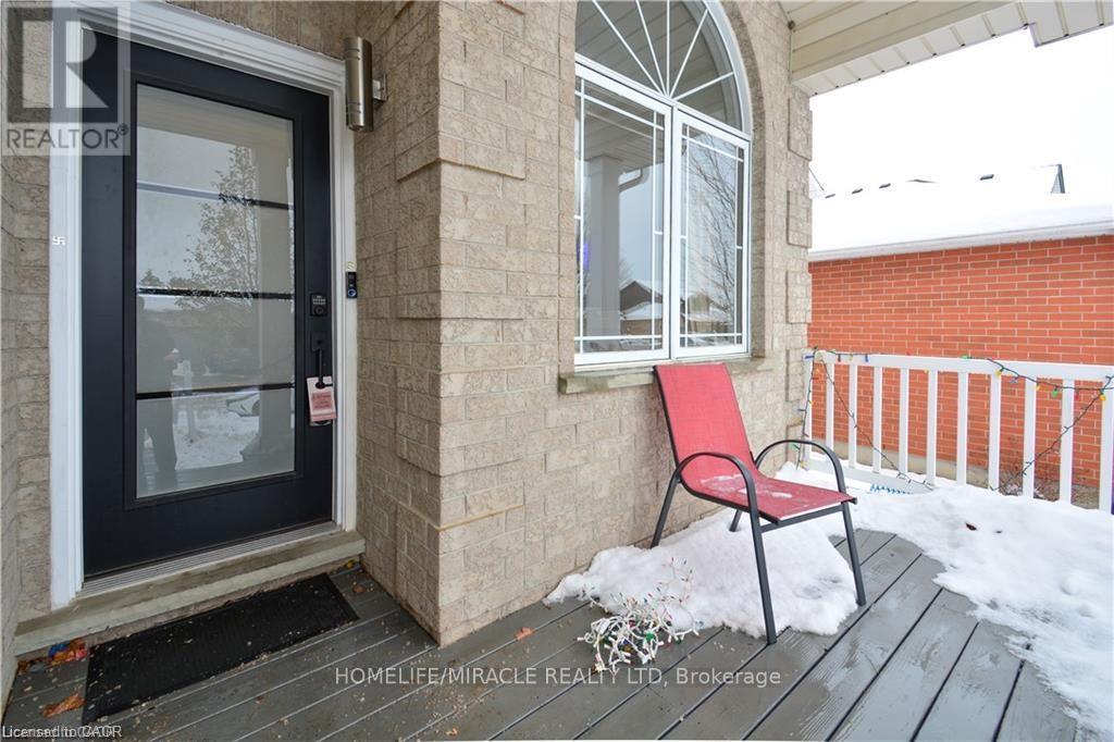 39 Endeavour Drive, Cambridge, Ontario  N3C 4C4 - Photo 5 - X12961348
