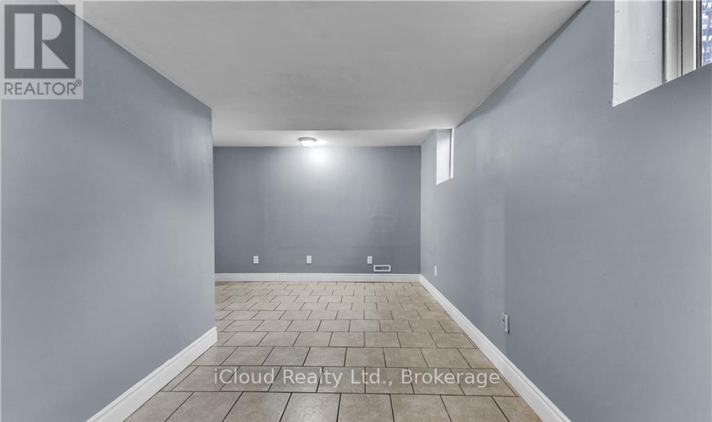 967 Prosperity Court, London East, Ontario  N5V 5C7 - Photo 12 - X12961412