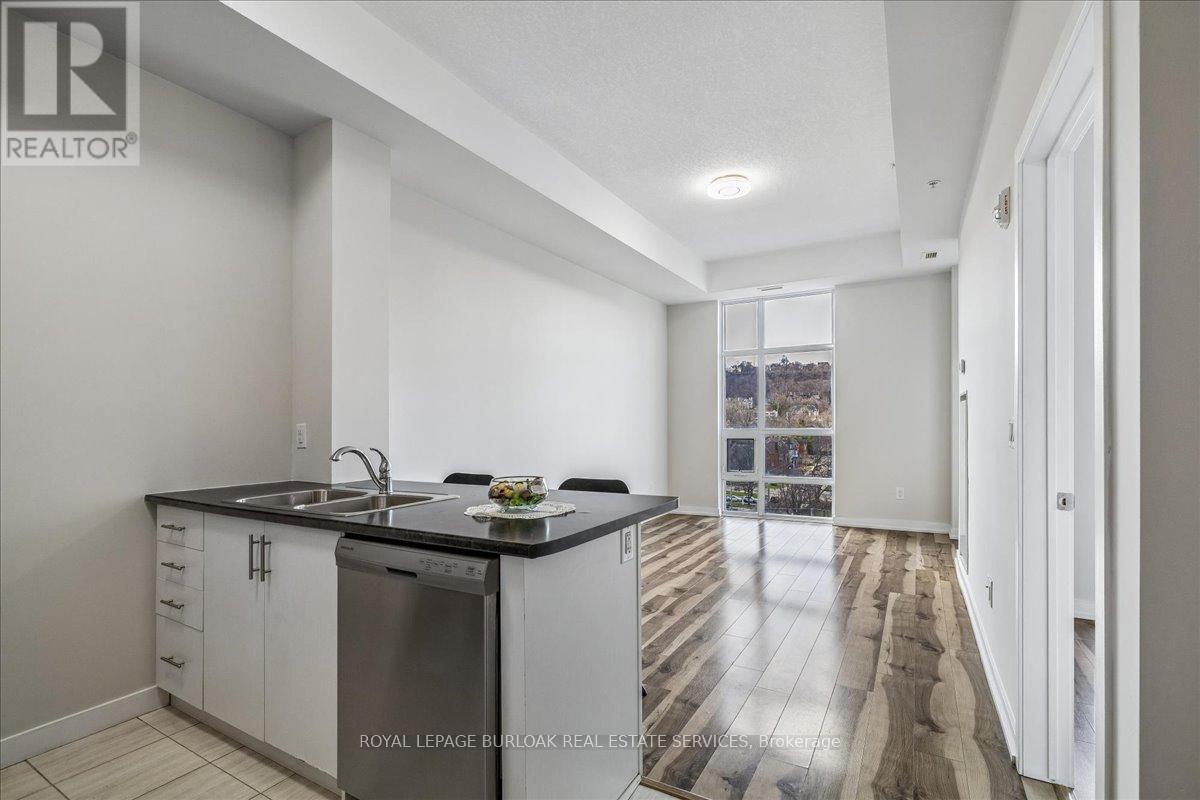 1001 - 81 Robinson Street, Hamilton, Ontario  L8P 0C2 - Photo 15 - X12961418