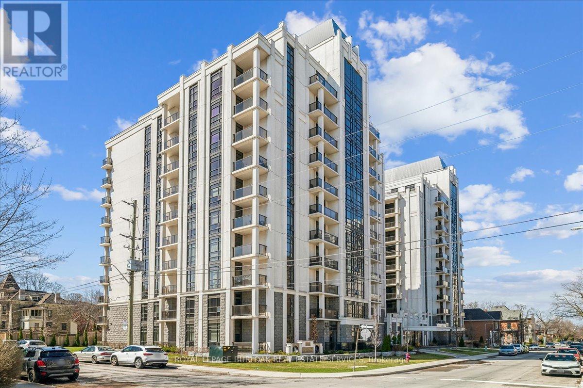 1001 - 81 Robinson Street, Hamilton, Ontario  L8P 0C2 - Photo 3 - X12961418