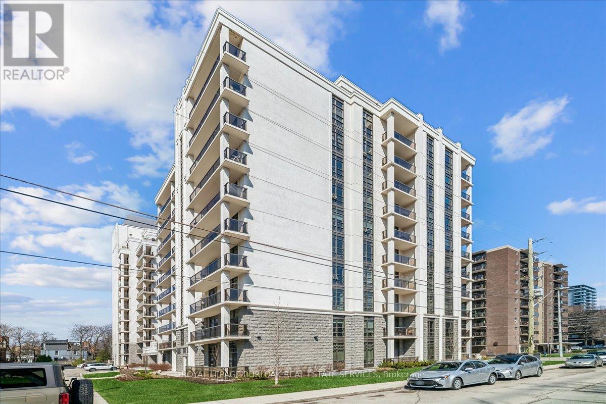 1001 - 81 Robinson Street, Hamilton, Ontario  L8P 0C2 - Photo 4 - X12961418