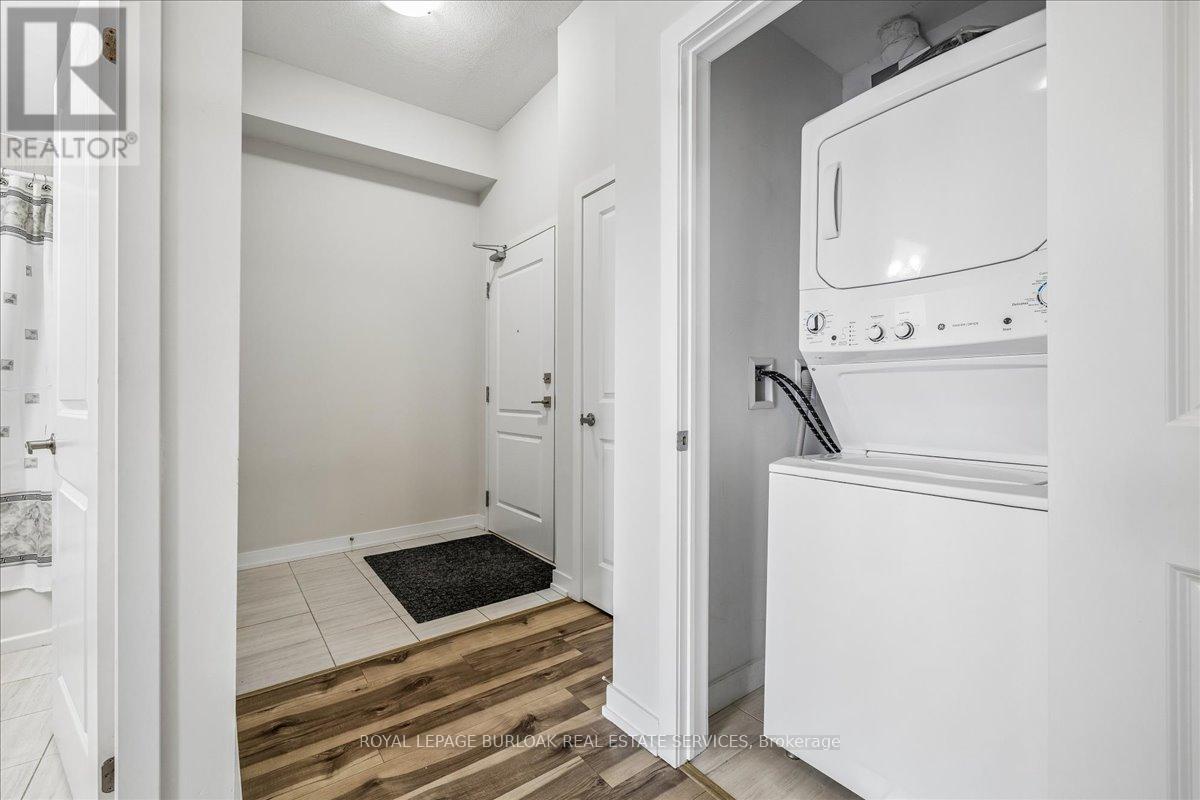 1001 - 81 Robinson Street, Hamilton, Ontario  L8P 0C2 - Photo 9 - X12961418