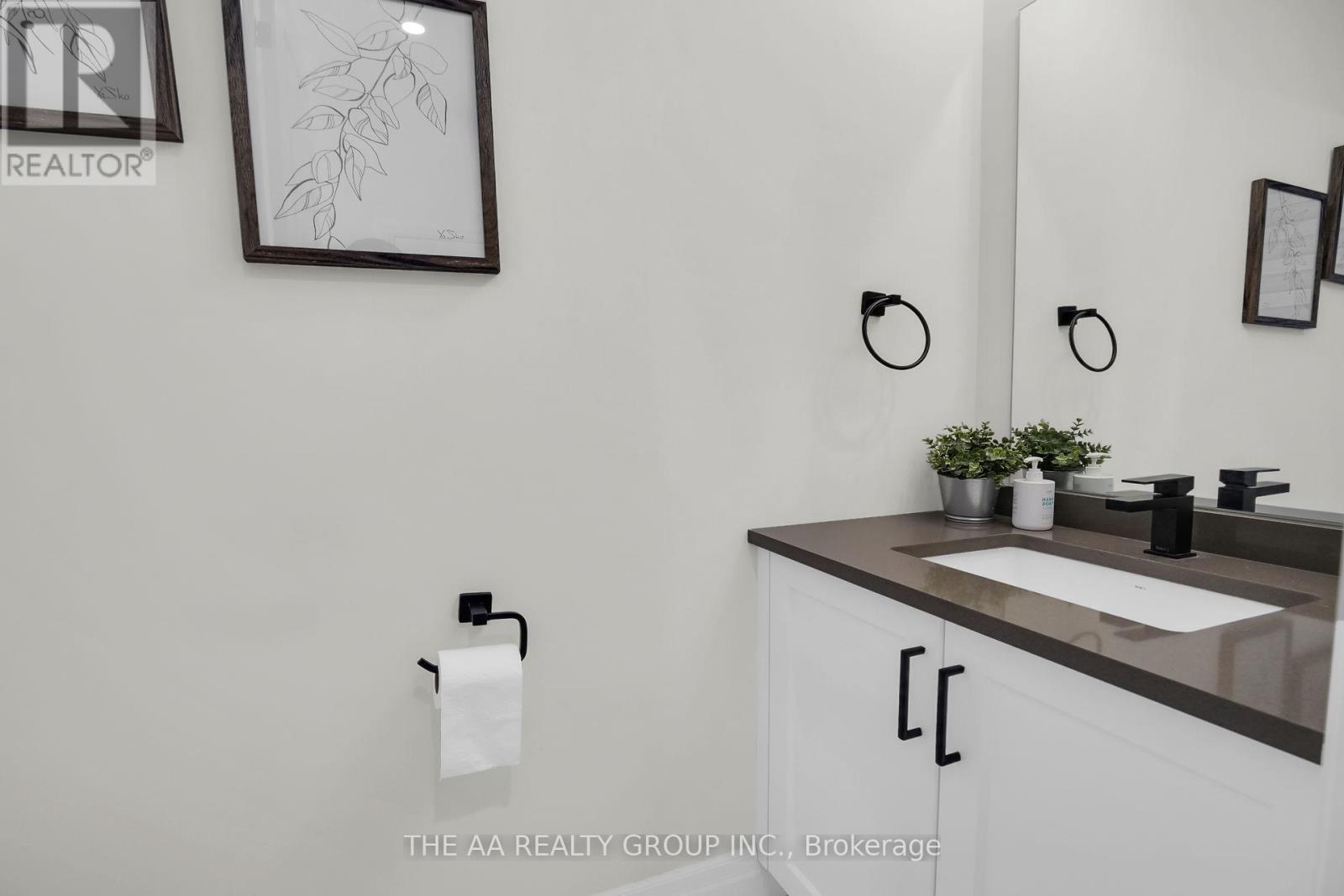 187 Foxborough Place, Thames Centre, Ontario  N0M 2P0 - Photo 23 - X12961454