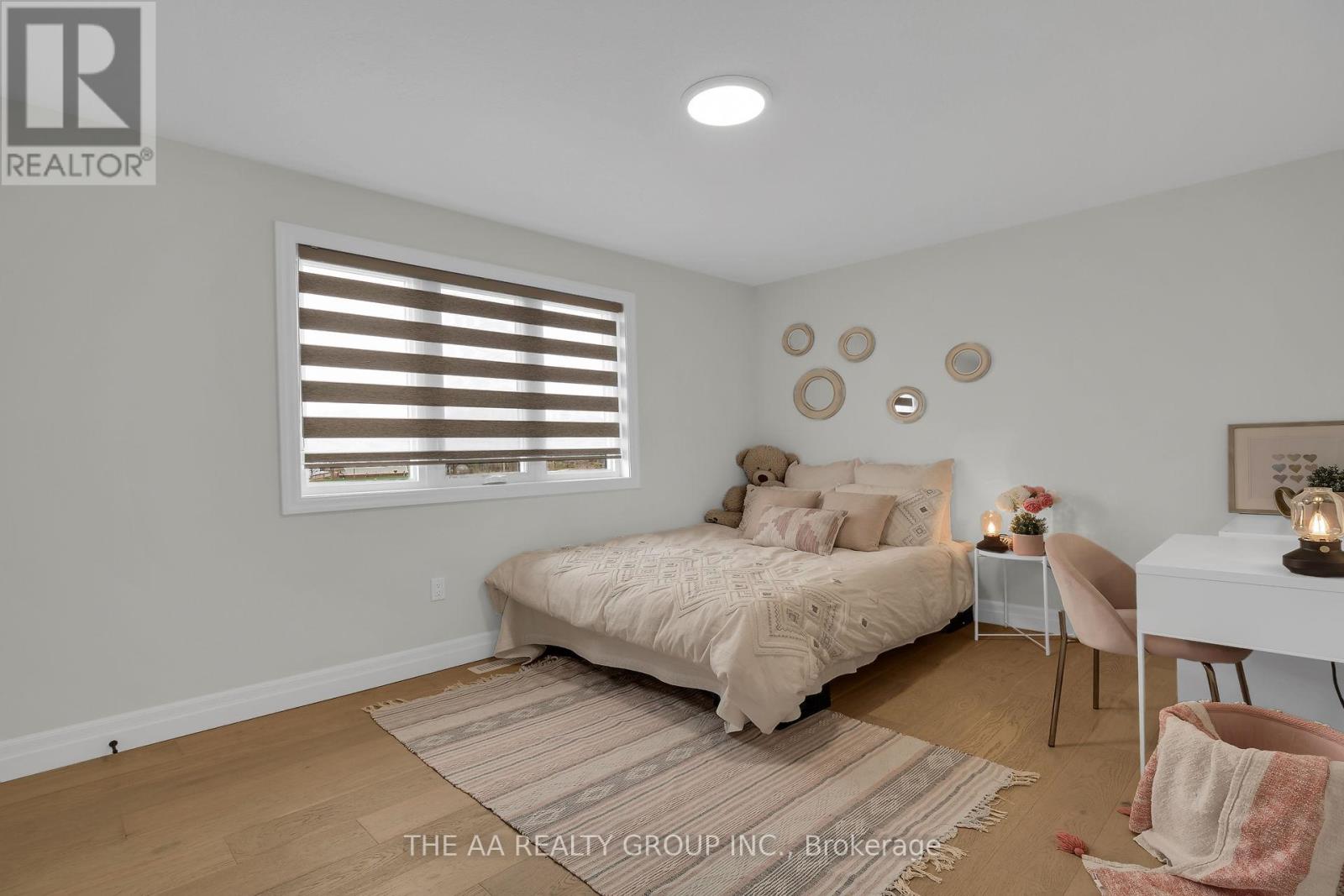 187 Foxborough Place, Thames Centre, Ontario  N0M 2P0 - Photo 33 - X12961454