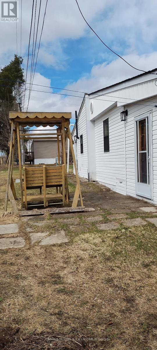 23 Bluejay Court, Brockton, Ontario  N0G 2V0 - Photo 31 - X12719556