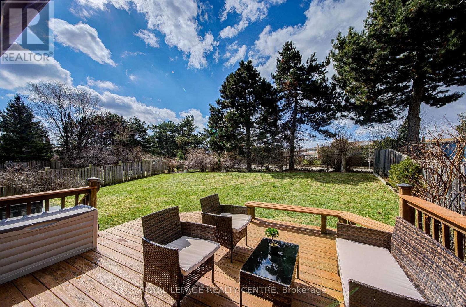 2708 Los Palmas Court S, Mississauga, Ontario  L5N 2G7 - Photo 44 - W12961050