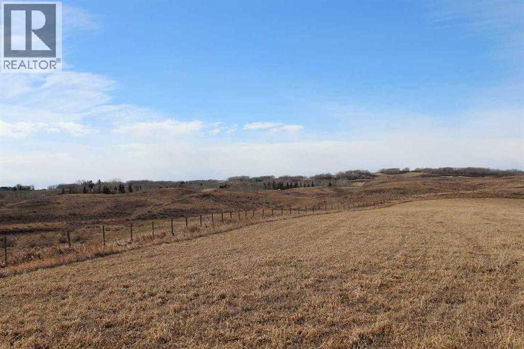 264202 Lochend Road, Rural Rocky View County, Alberta  T4C 1A2 - Photo 16 - A2299356