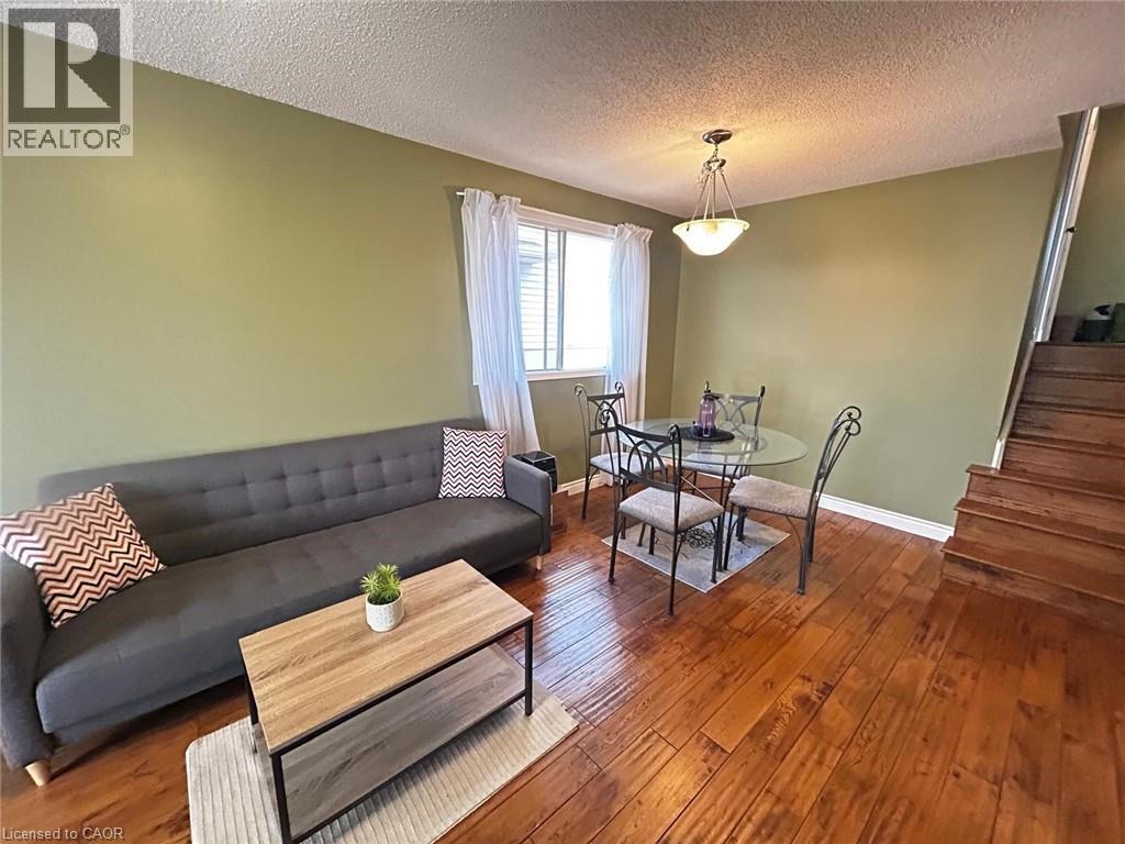 254 Camille Crescent, Waterloo, Ontario  N2K 3B6 - Photo 4 - 40817878