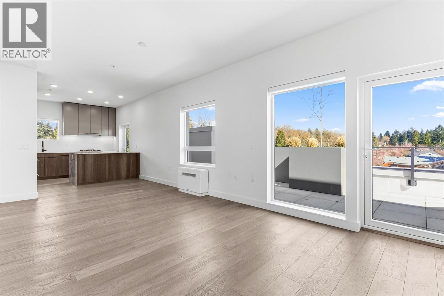 302 3590 W 39TH AVENUE, Vancouver, British Columbia