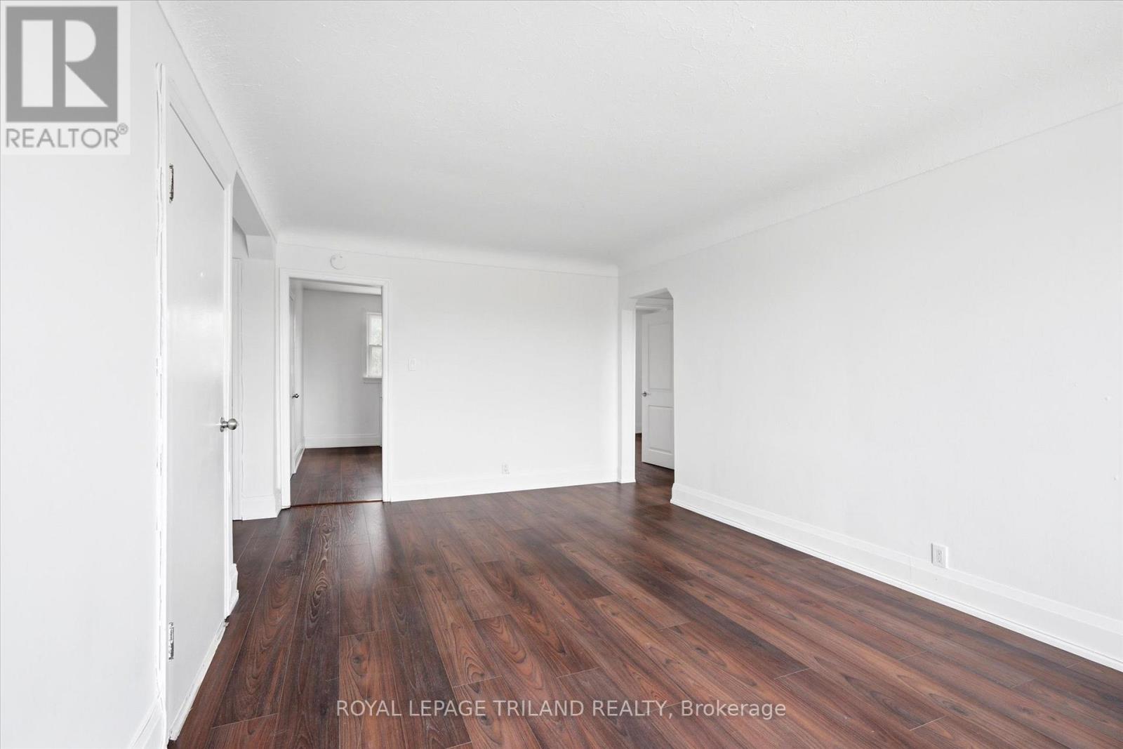 6 - 310 Speedvale Avenue E, Guelph, Ontario  N1E 1N2 - Photo 3 - X12961542