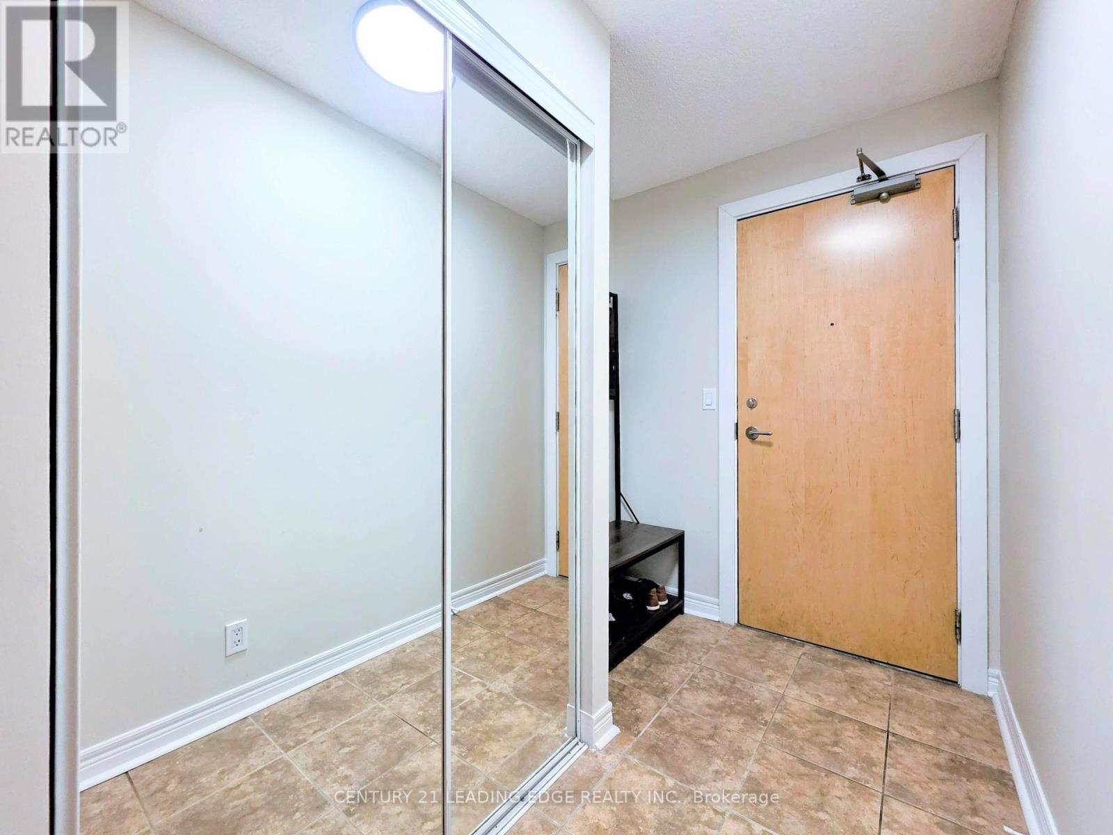 1012 - 212 Eglinton Avenue E, Toronto (Mount Pleasant West), Ontario  M4P 0A3 - Photo 14 - C12903620