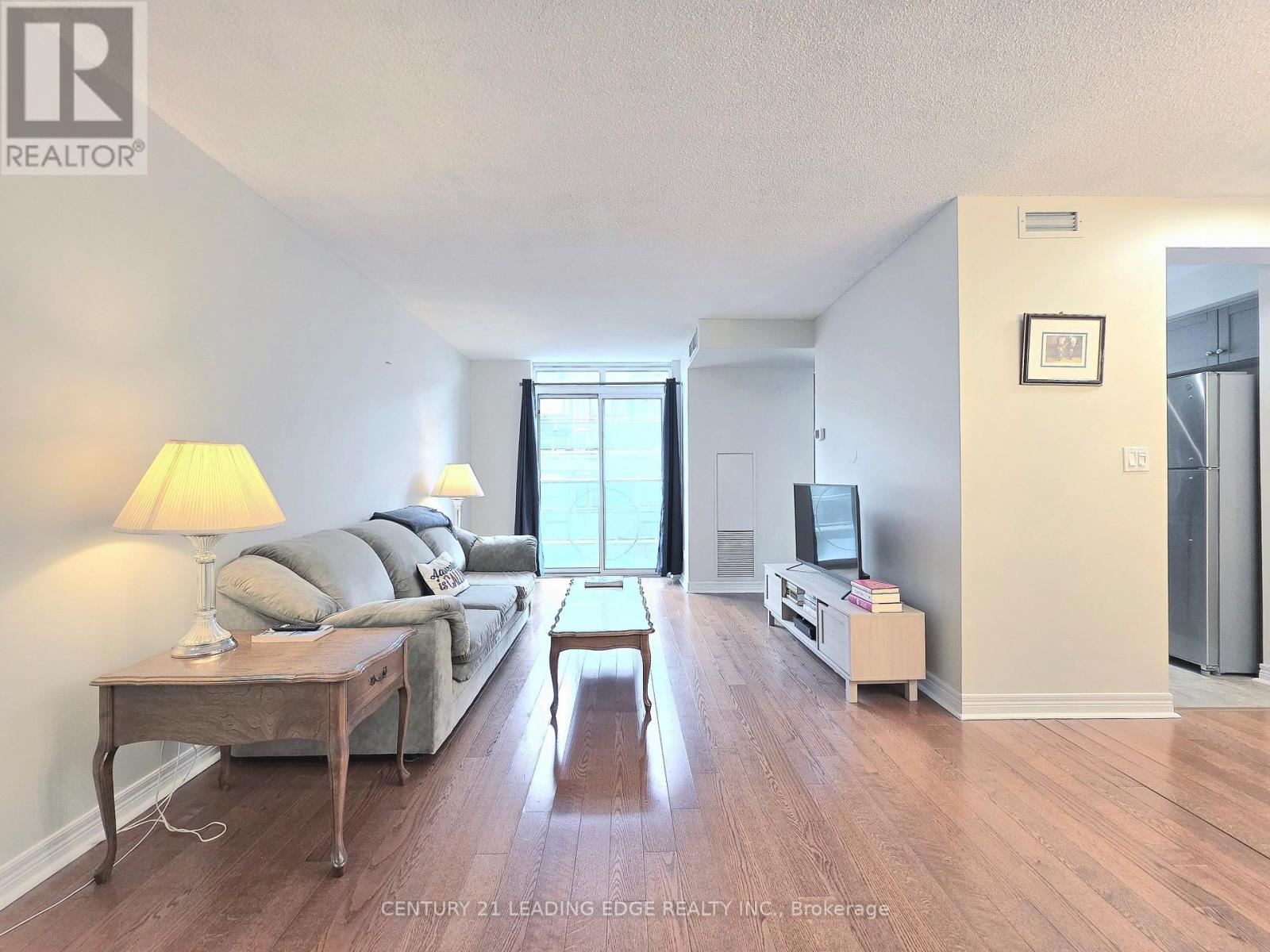 1012 - 212 Eglinton Avenue E, Toronto (Mount Pleasant West), Ontario  M4P 0A3 - Photo 5 - C12903620