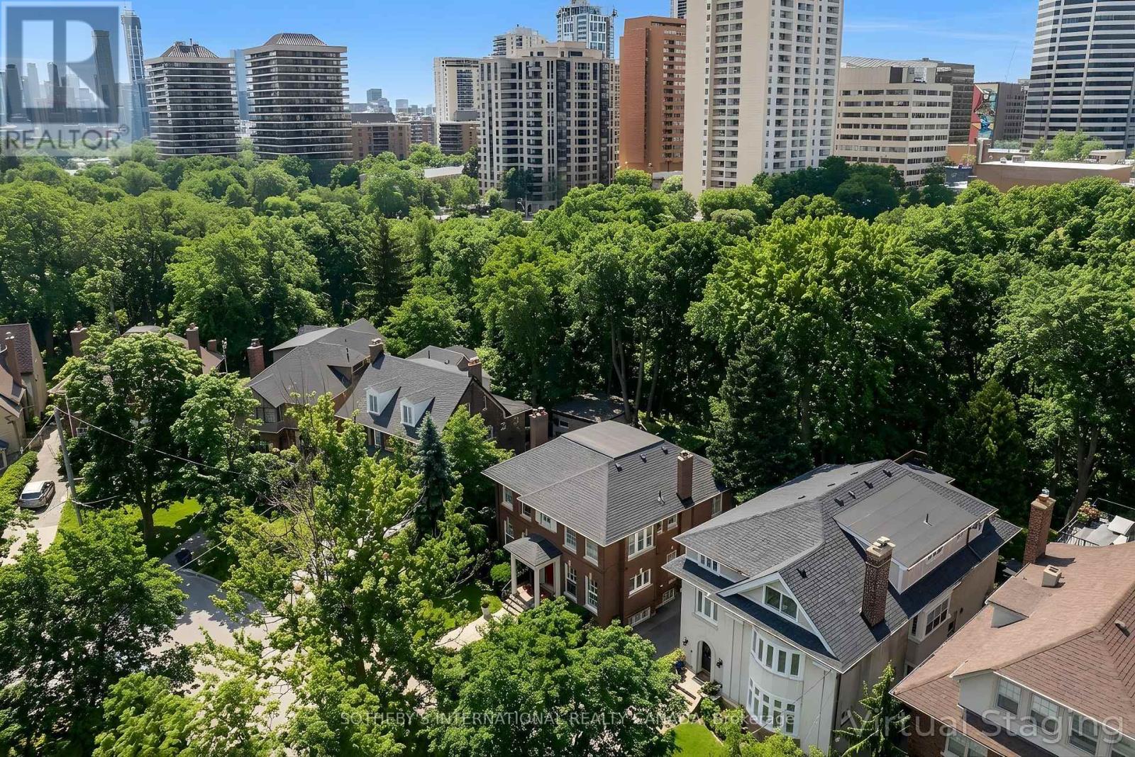 16 Rose Park Crescent, Toronto, Ontario  M4T 1P9 - Photo 4 - C12914796