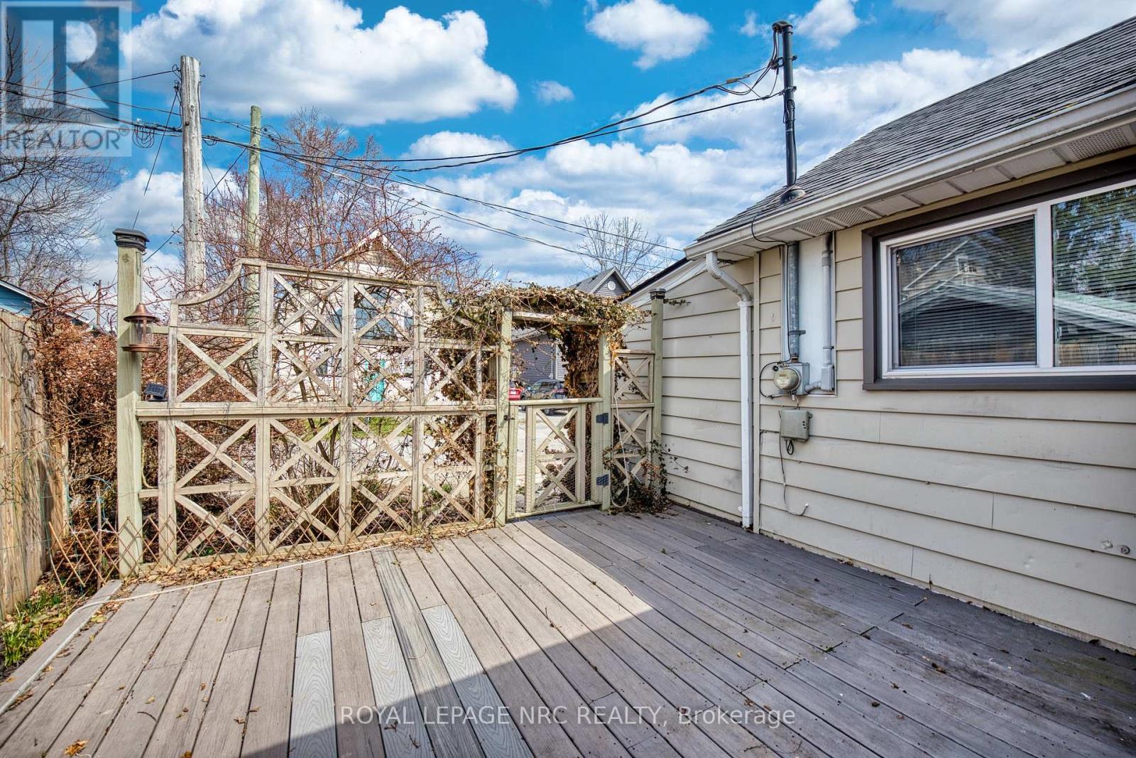 15 Loomis Crescent, Fort Erie, Ontario  L0S 1B0 - Photo 15 - X12961538