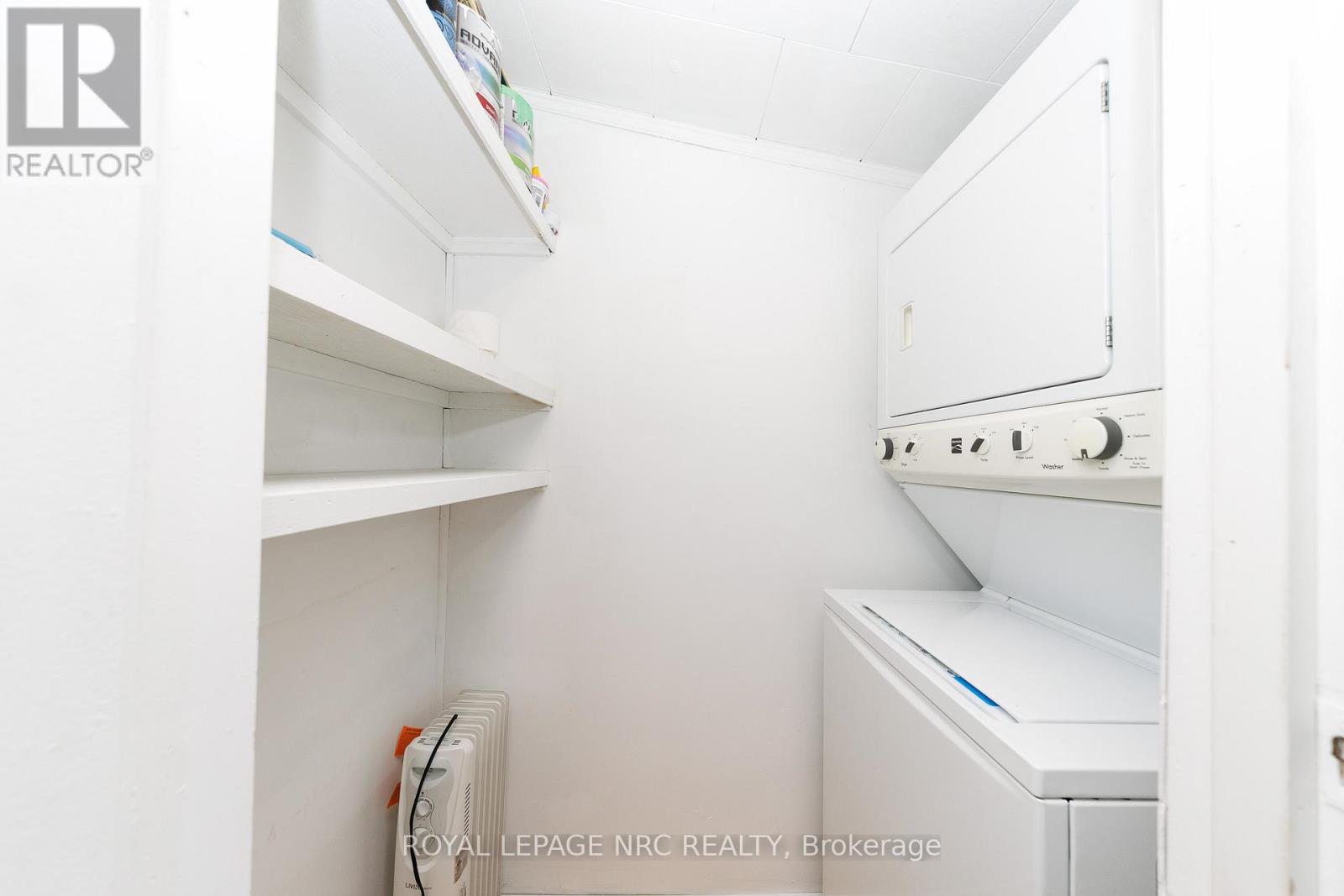 15 Loomis Crescent, Fort Erie, Ontario  L0S 1B0 - Photo 2 - X12961556