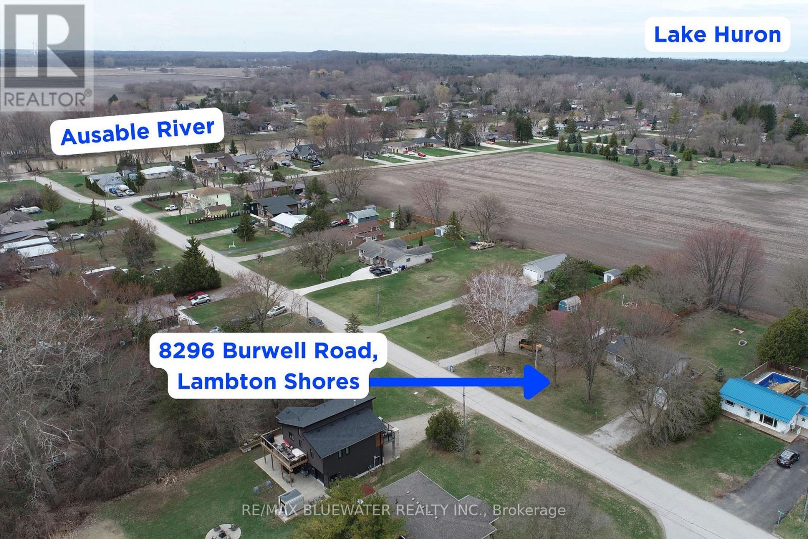 8296 Burwell Road, Lambton Shores, Ontario  N0M 1T0 - Photo 2 - X12844610