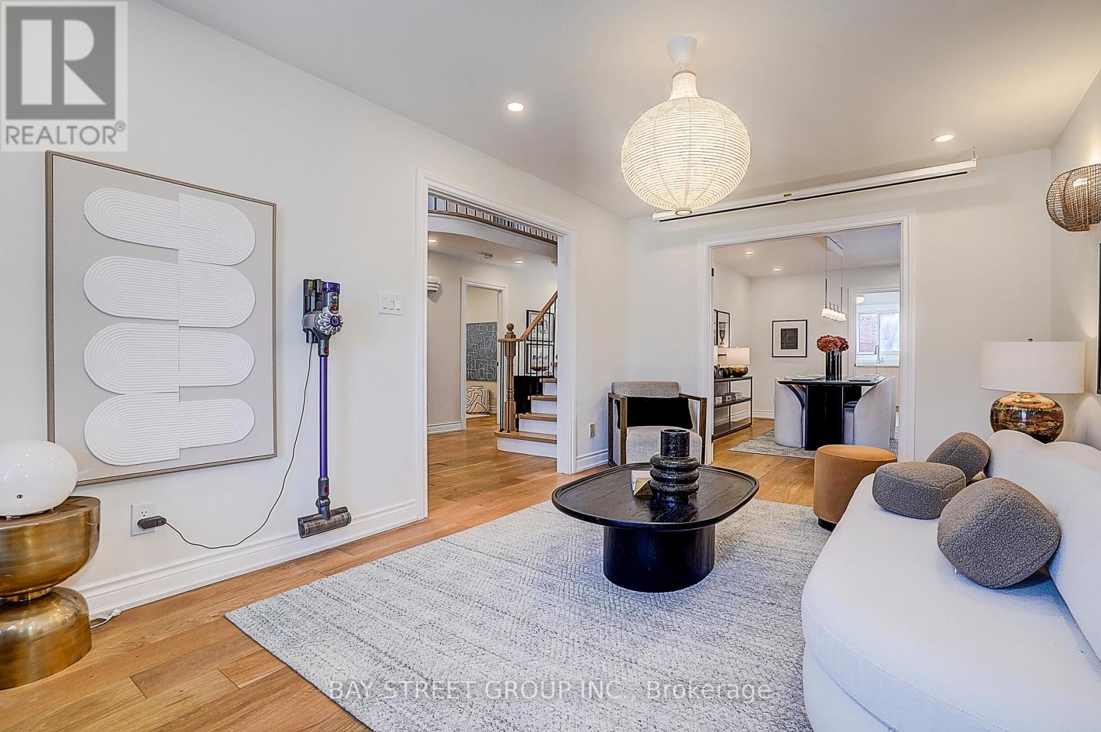 78 John Stiver Crescent, Markham, Ontario  L3R 9B3 - Photo 13 - N12954886