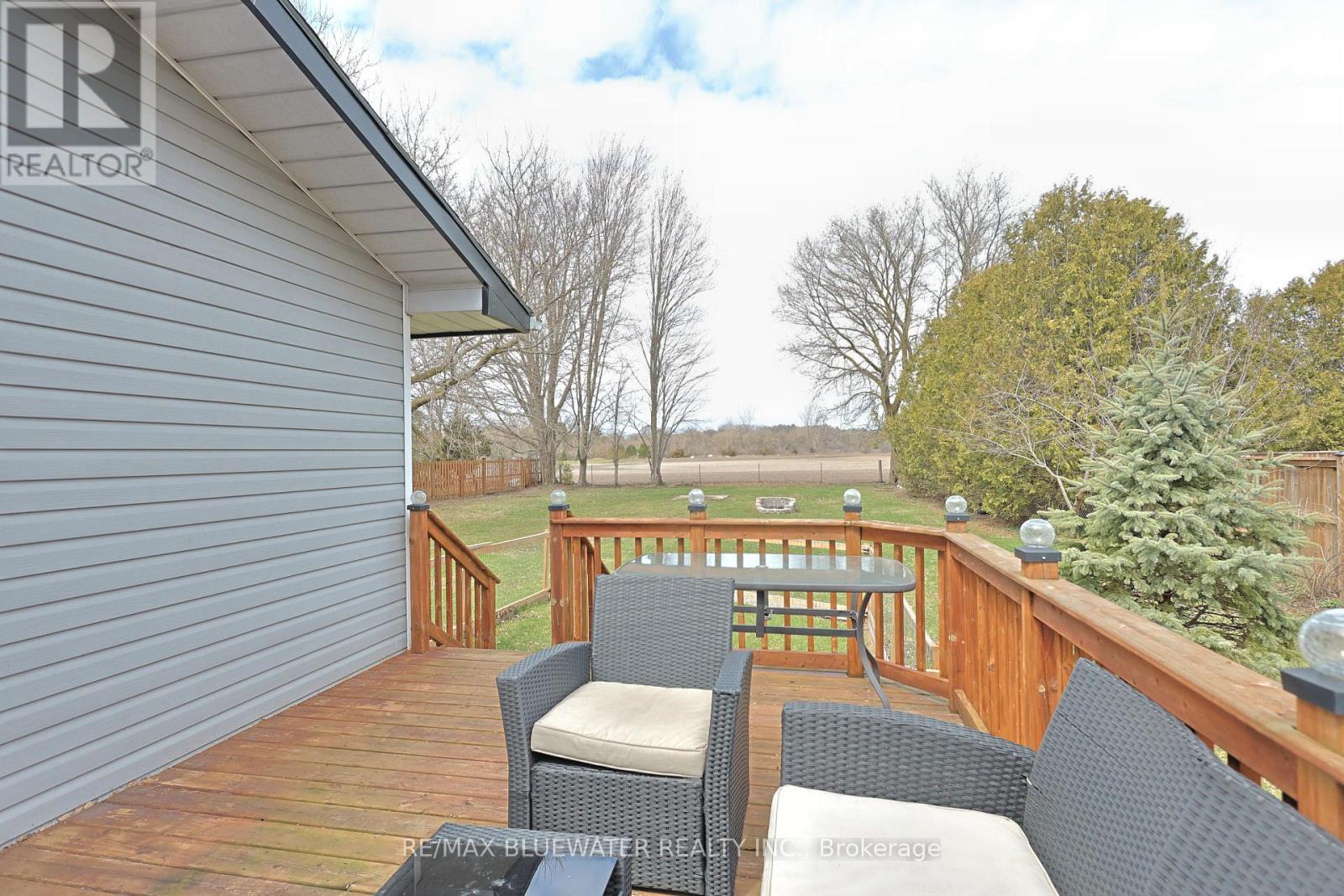 8296 Burwell Road, Lambton Shores, Ontario  N0M 1T0 - Photo 32 - X12844610