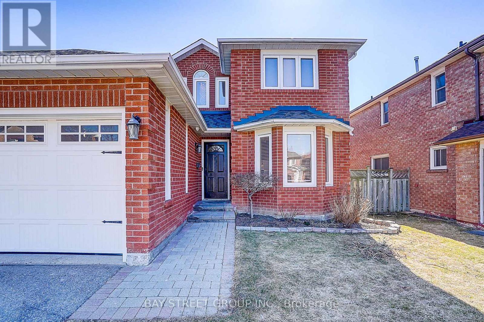 78 John Stiver Crescent, Markham, Ontario  L3R 9B3 - Photo 2 - N12954886