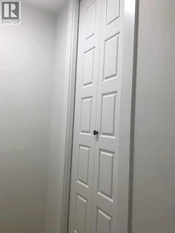 50 Corner Ridge Mews NE, Calgary, Alberta  T3N 1X4 - Photo 16 - A2299383