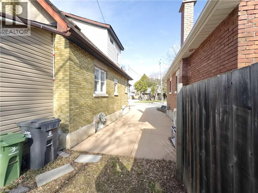 344 Paisley Road, Guelph, Ontario  N1H 2P9 - Photo 5 - 40806656