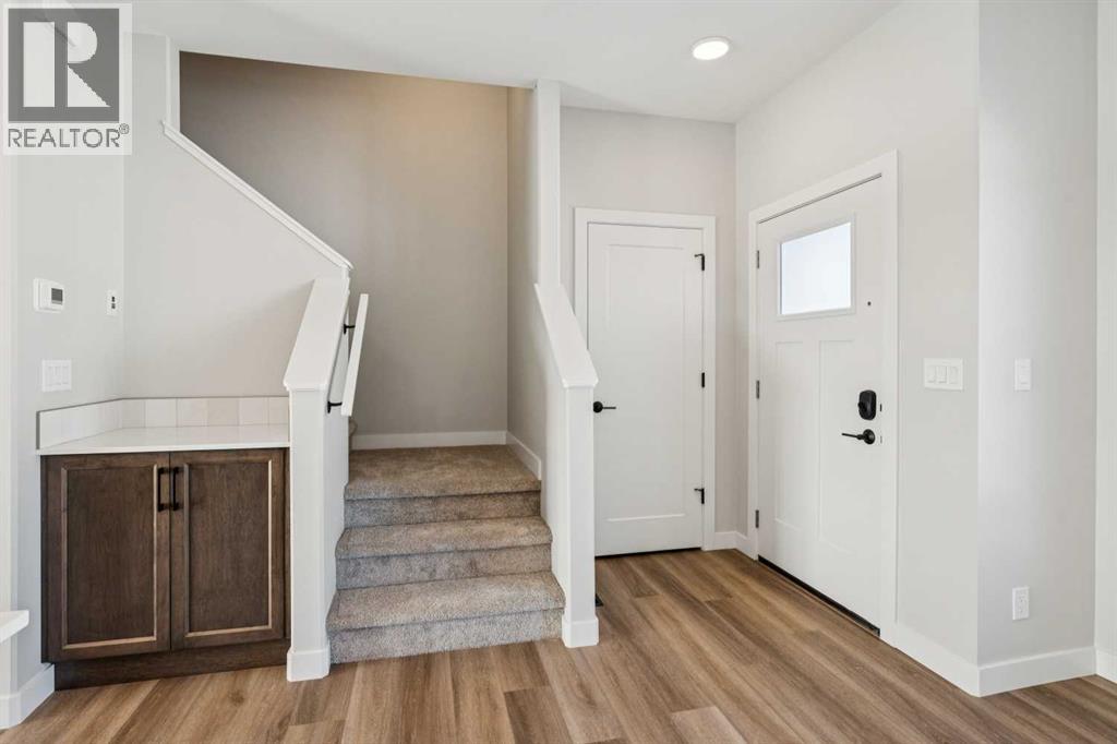 17 Gray Close, Sylvan Lake, Alberta  T4S 0W4 - Photo 4 - A2293886