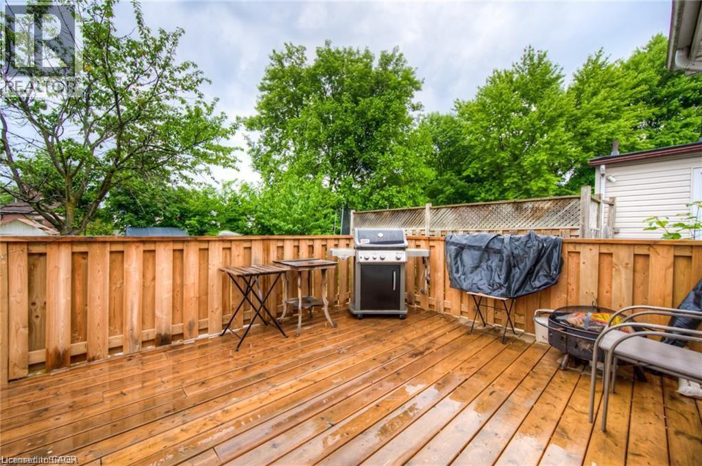 10 Bruce Street, Brantford, Ontario  N3R 1E2 - Photo 38 - 40816912