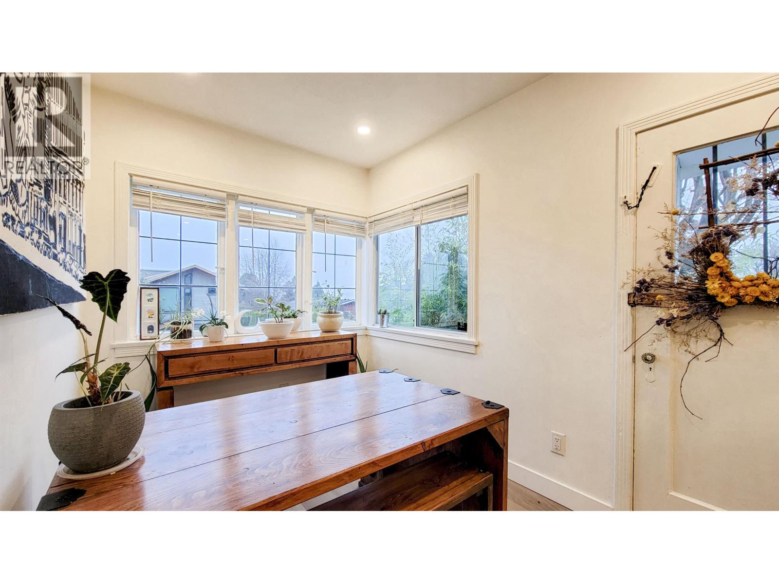 520 N Boundary Road, Burnaby, British Columbia  V5K 3T3 - Photo 10 - R3107104