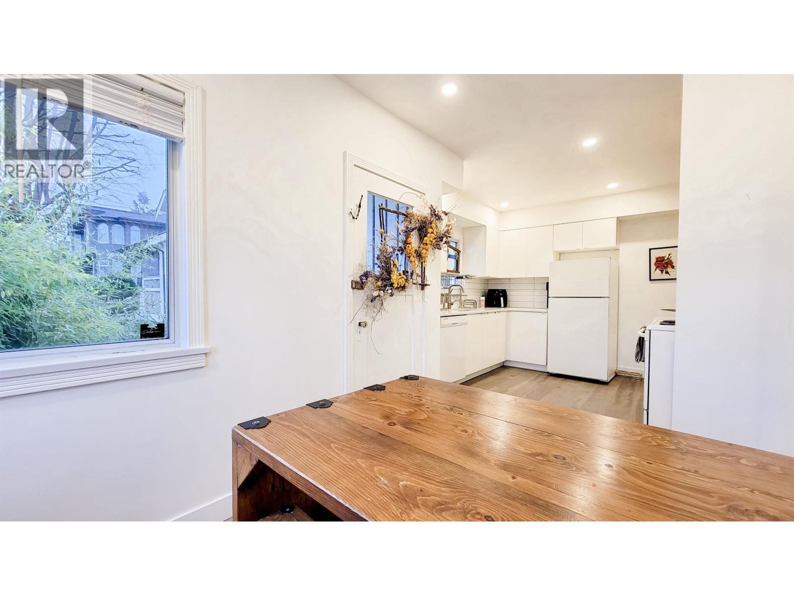 520 N Boundary Road, Burnaby, British Columbia  V5K 3T3 - Photo 12 - R3107104