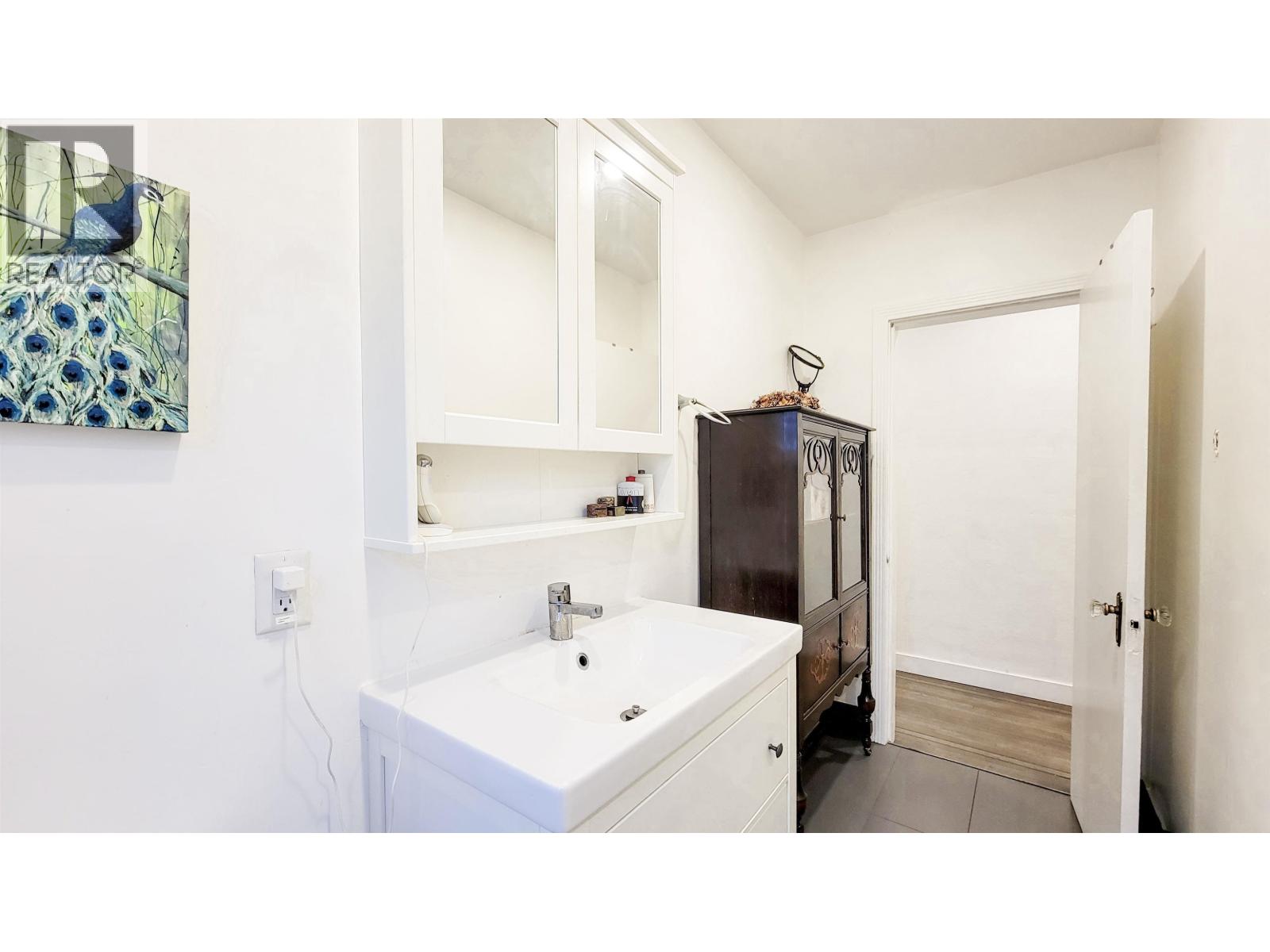 520 N Boundary Road, Burnaby, British Columbia  V5K 3T3 - Photo 19 - R3107104