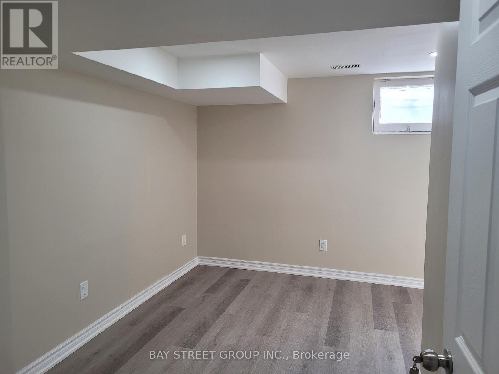 Basement B - 3 Sheldonbury Crescent, Toronto, Ontario  M1W 1K8 - Photo 7 - E12961584