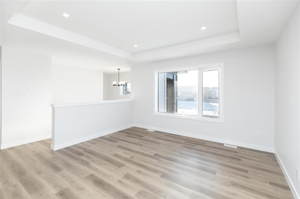 65 Westgrove Crescent, Kleefeld, Manitoba  R0A 0V2 - Photo 4 - 202606123