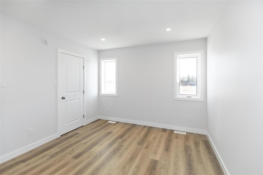 65 Westgrove Crescent, Kleefeld, Manitoba  R0A 0V2 - Photo 12 - 202606123