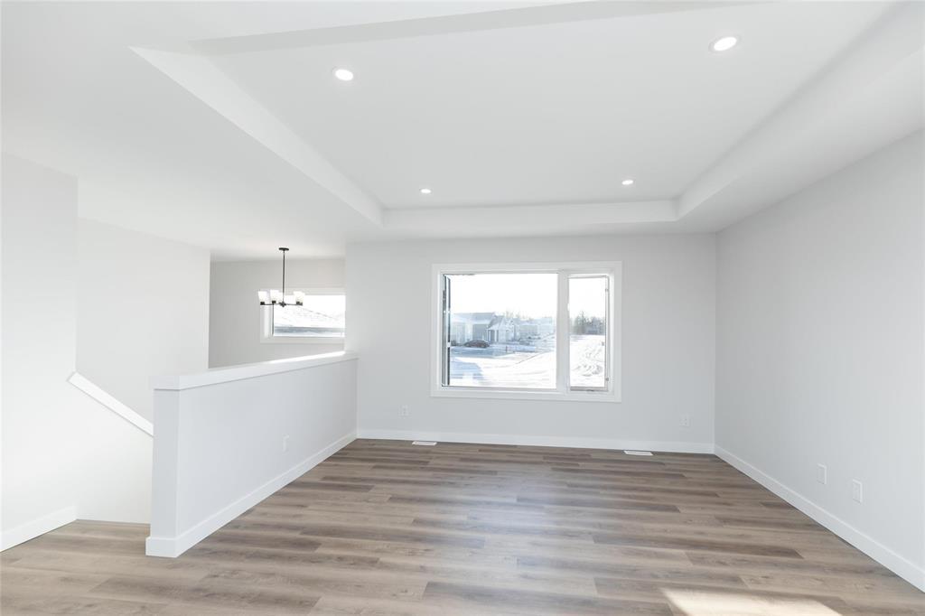 65 Westgrove Crescent, Kleefeld, Manitoba  R0A 0V2 - Photo 3 - 202606123