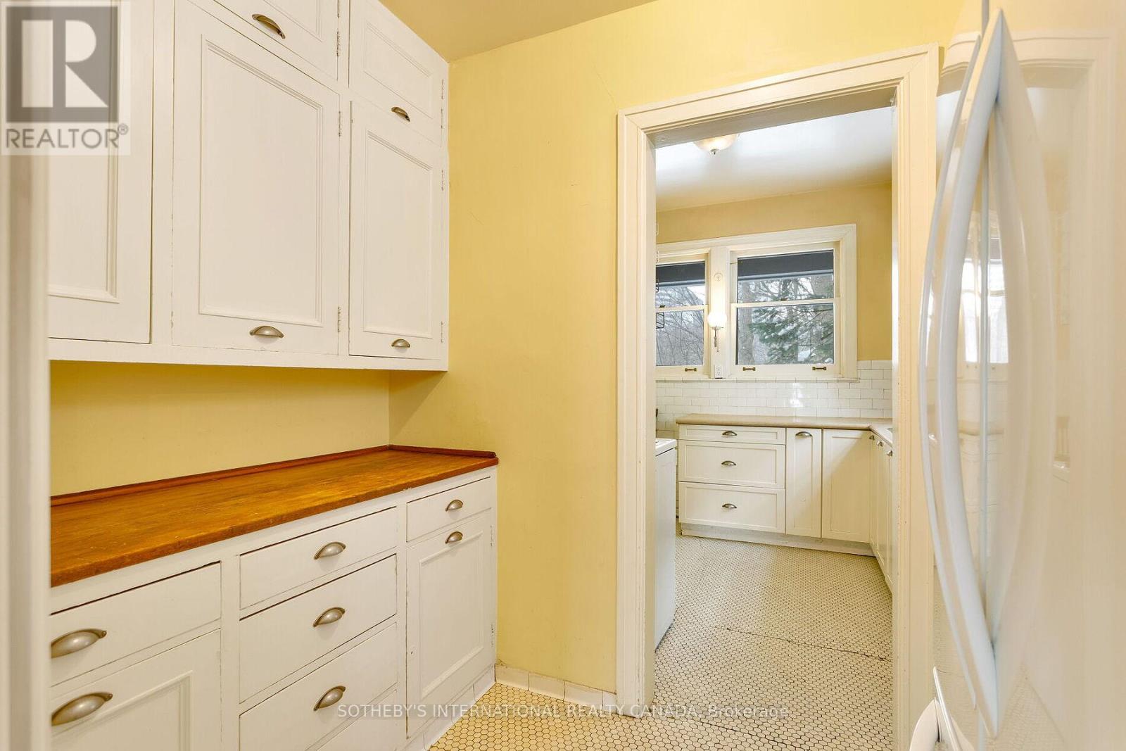 16 Rose Park Crescent, Toronto, Ontario  M4T 1P9 - Photo 19 - C12914796