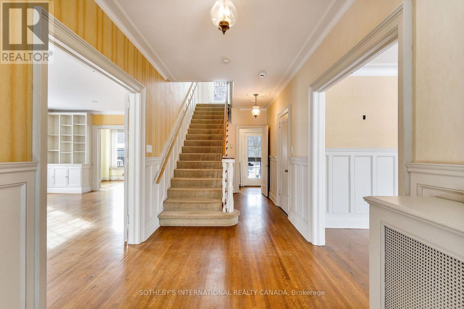 16 Rose Park Crescent, Toronto, Ontario  M4T 1P9 - Photo 6 - C12914796