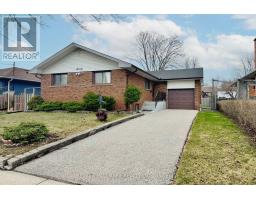 70 LAVINGTON DRIVE, Toronto, Ontario