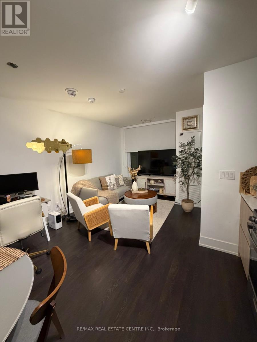 723 - 3100 Keele Street, Toronto, Ontario  M3M 0E1 - Photo 4 - W12954464