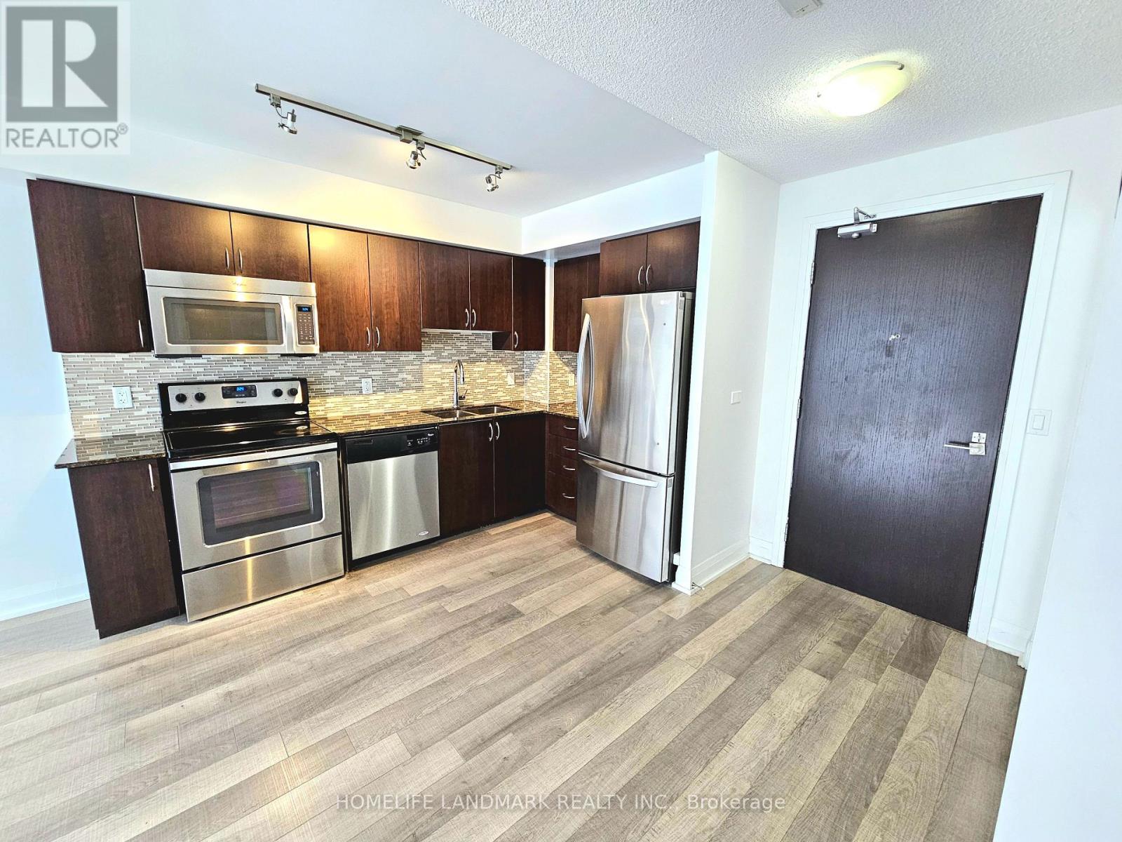 611 - 372 Highway 7 East Road E, Richmond Hill, Ontario  L4B 0C6 - Photo 10 - N12961518