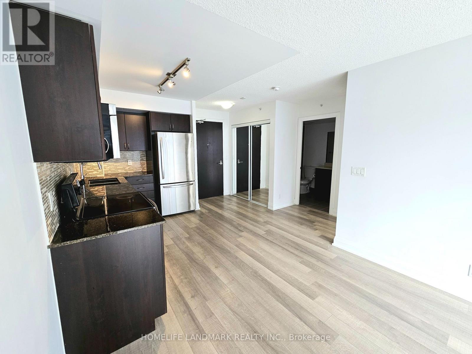 611 - 372 Highway 7 East Road E, Richmond Hill, Ontario  L4B 0C6 - Photo 8 - N12961518