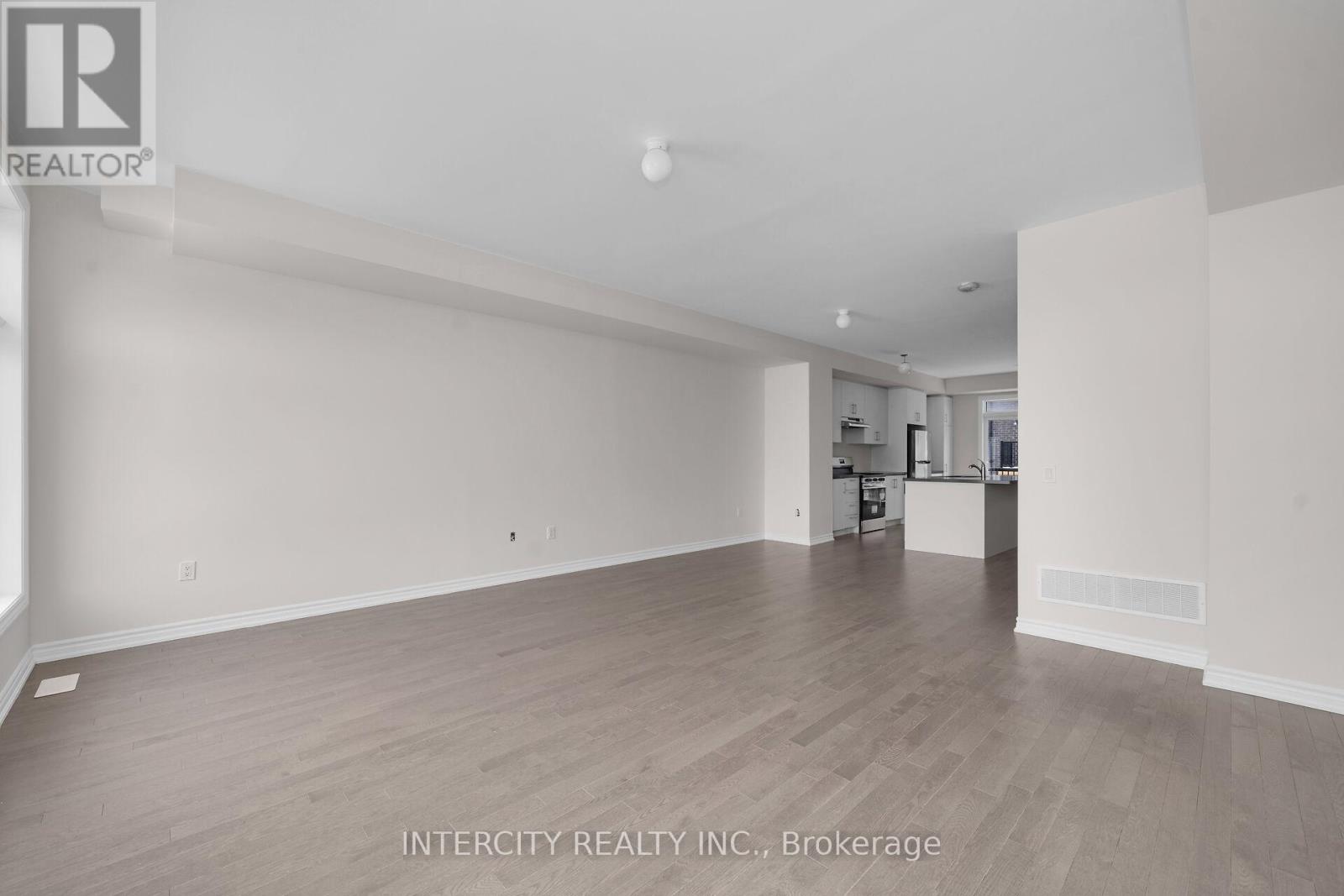 16 Radisson Street, Vaughan, Ontario  L4H 5J3 - Photo 16 - N12961590